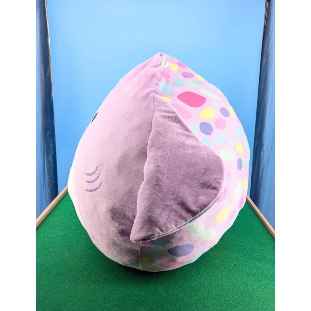 Squishmallows Aziza Stingray Plush 26 In Large Purple Rainbow Spotted Kellytoy - Picture 6 of 8